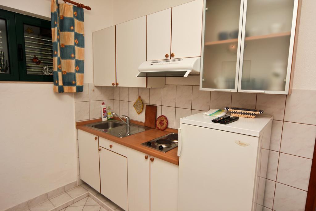 Apartments Toni Two Igrane Extérieur photo