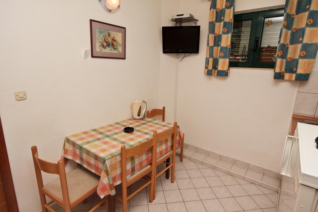 Apartments Toni Two Igrane Extérieur photo