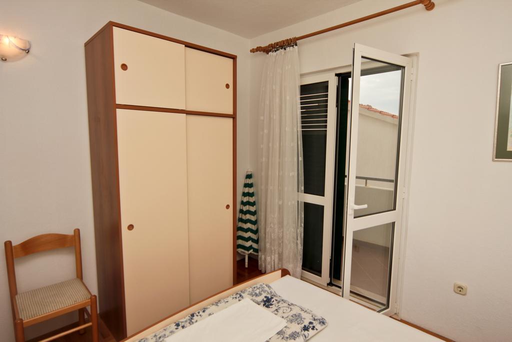 Apartments Toni Two Igrane Extérieur photo