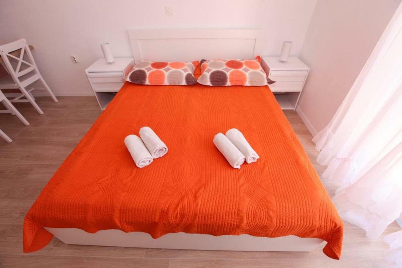 Apartments Toni Two Igrane Extérieur photo