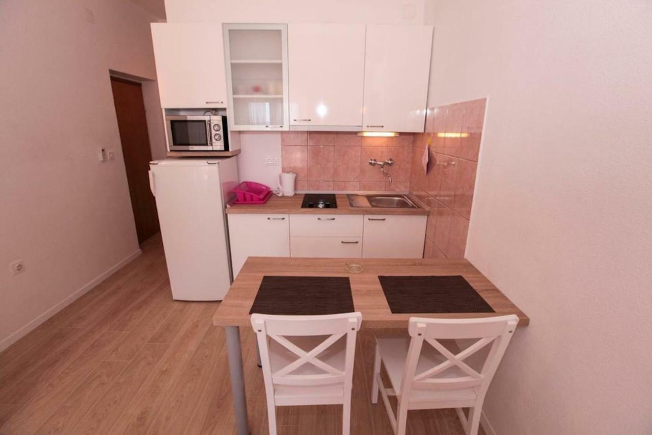 Apartments Toni Two Igrane Extérieur photo
